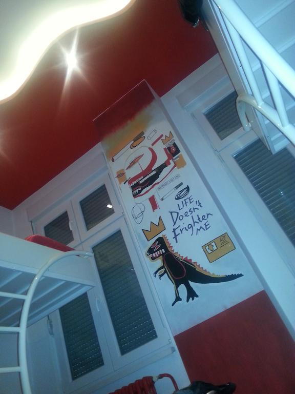 Pop Art Hostel Beograd Værelse billede